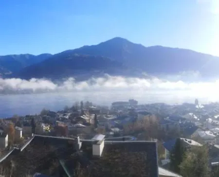 豪斯索纳海姆公寓 *